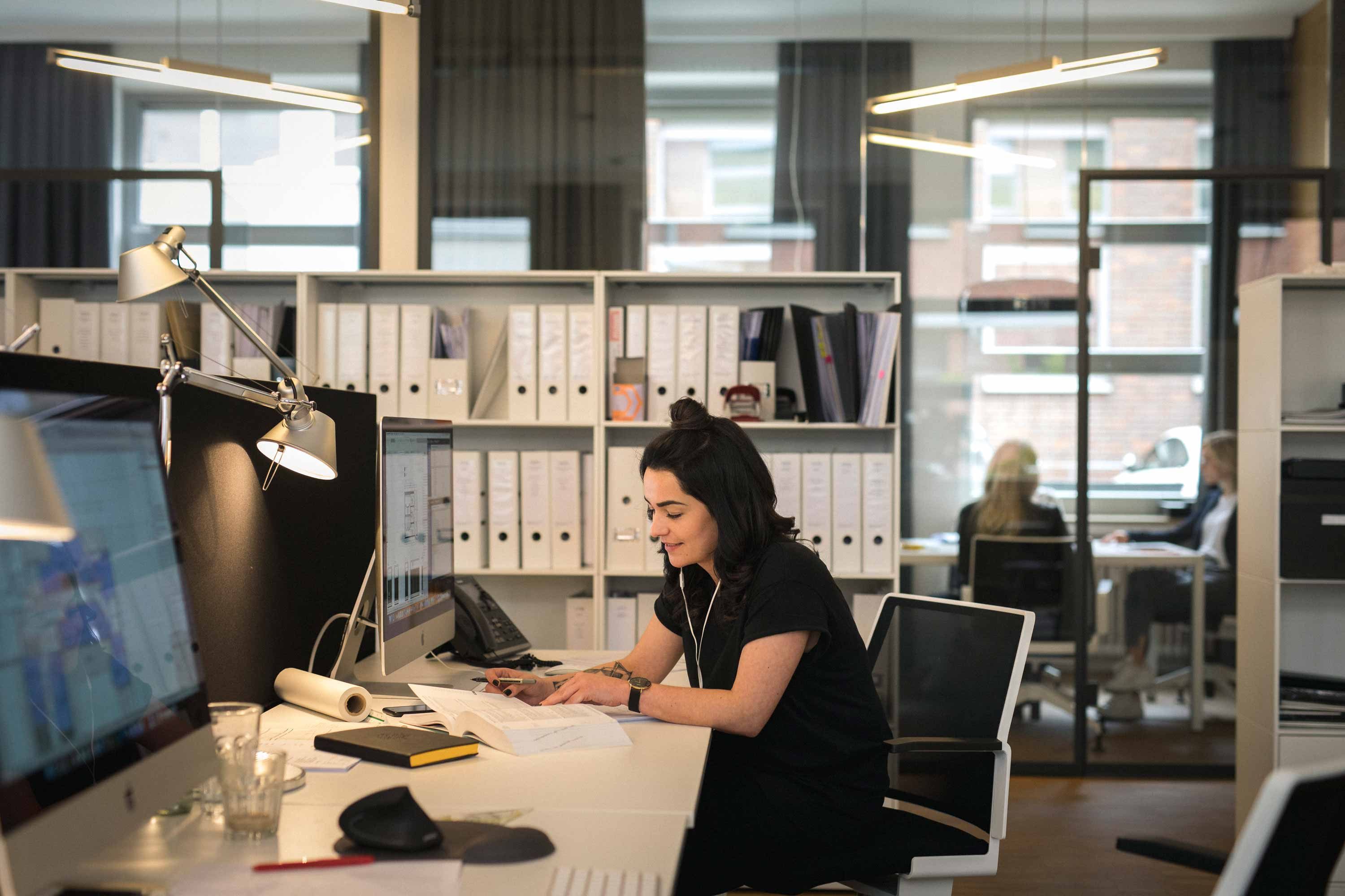 Janina vom Team der Bermüller+Niemeyer Architekturwerkstatt.